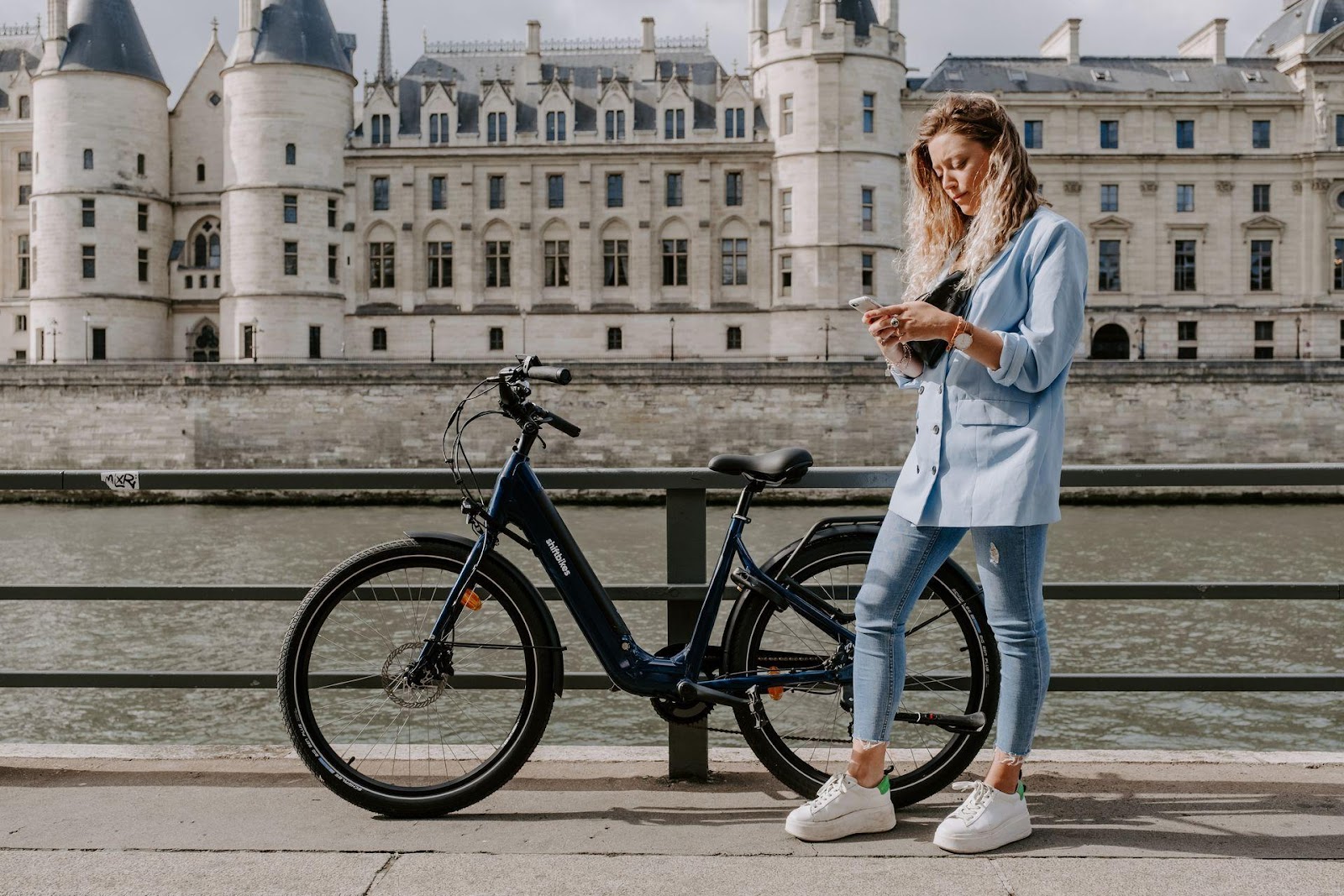 electric bike rental Paris Olympic